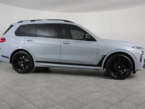 New 2026 BMW X7 M60i image 8