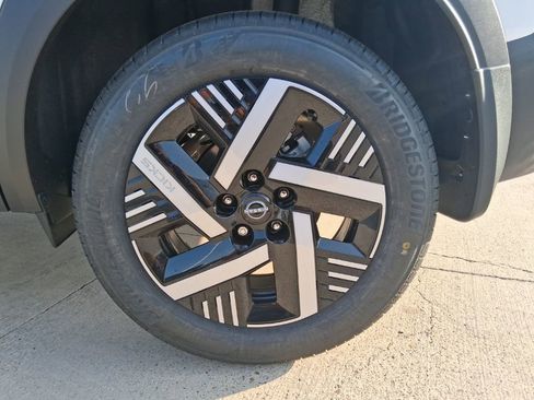 New 2026 Nissan Kicks SV w/ SV Premium Package image 27