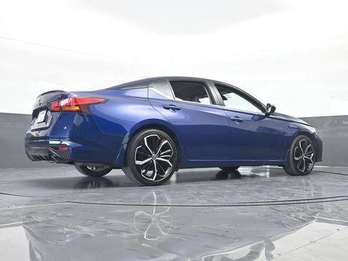 Used 2024 Nissan Altima 2.5 SR image 59