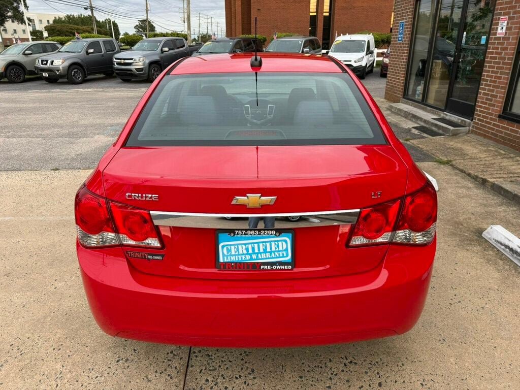 Used 2016 Chevrolet Cruze LT FWD image 6