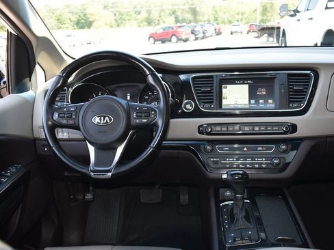 Used 2016 Kia Sedona SX Limited FWD image 20