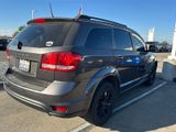 Used 2019 Dodge Journey SE w/ Premium Group image 3