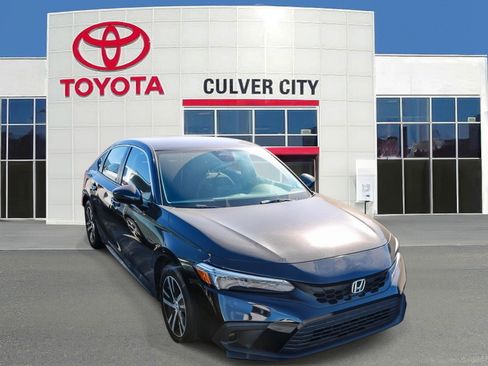Used 2023 Honda Civic LX image 1