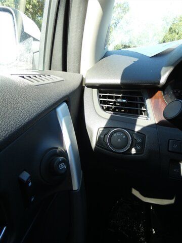 Used 2011 Ford Edge Limited w/ 302A Rapid Spec Order Code FWD image 24