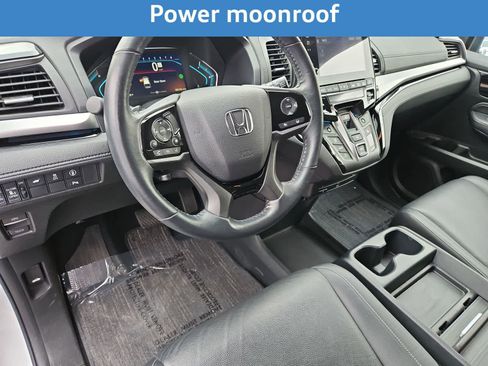 Used 2023 Honda Odyssey Touring image 12