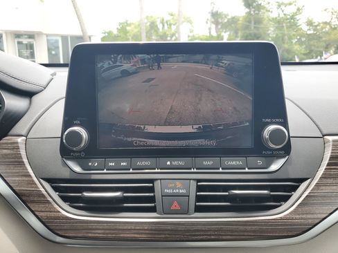 Certified 2022 Nissan Altima 2.5 SL image 8