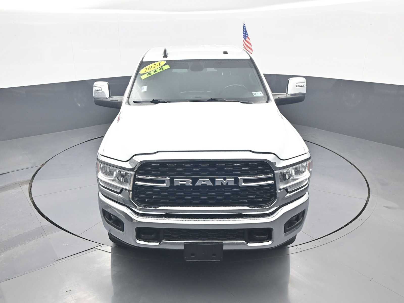 Used 2024 RAM 2500 Big Horn AWD/4WD image 28