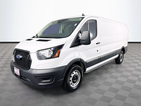 Used 2023 Ford Transit 150 Low Roof RWD image 3