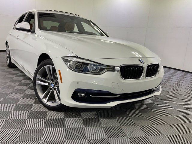 Used 2017 BMW 330i xDrive Sedan AWD/4WD image 44
