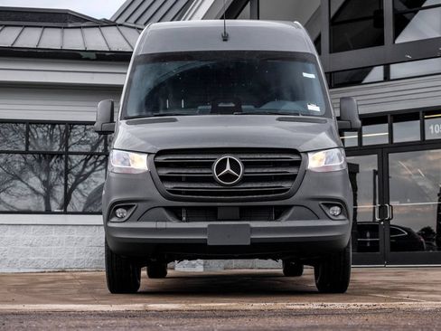 Used 2026 Mercedes-Benz Sprinter 2500 image 5
