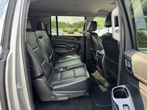Used 2016 GMC Yukon XL SLE image 11