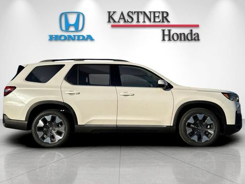 New 2026 Honda Pilot Elite image 3