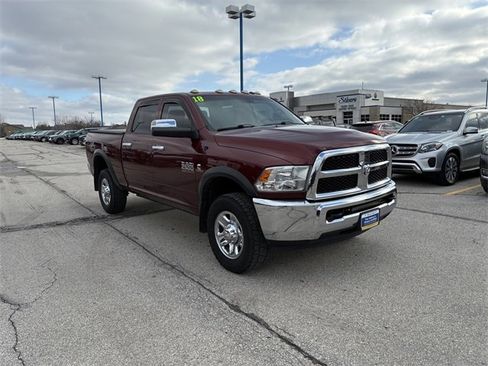 Used 2018 RAM 2500 Tradesman w/ Chrome Appearance Group image 2