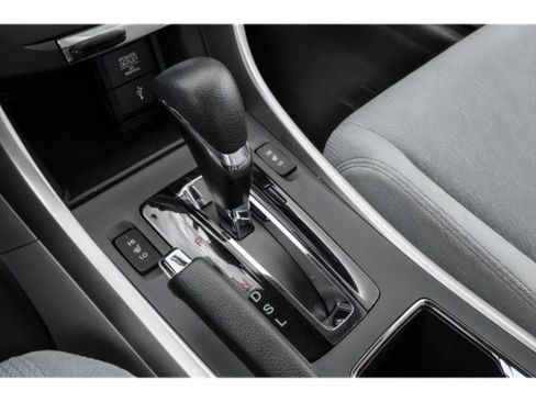 Used 2013 Honda Accord LX image 10