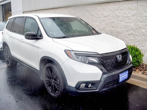 Used 2019 Honda Passport Sport image 3