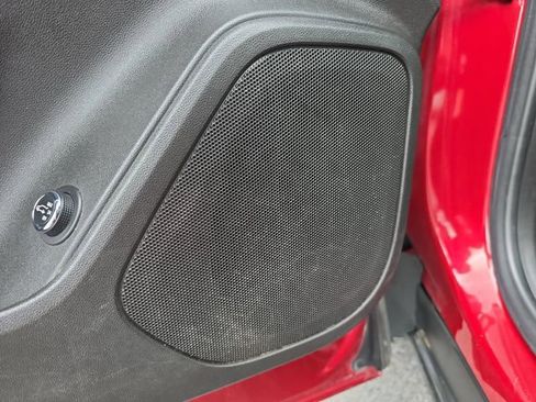 Used 2020 Chevrolet Blazer LT image 29