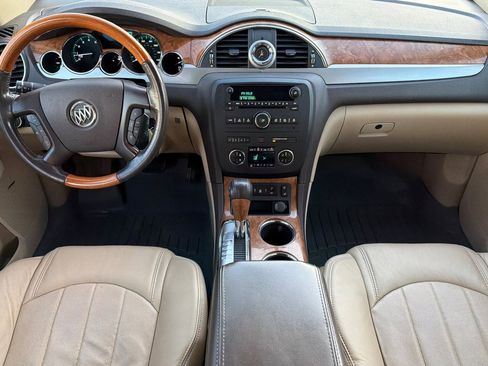 Used 2012 Buick Enclave Premium image 10
