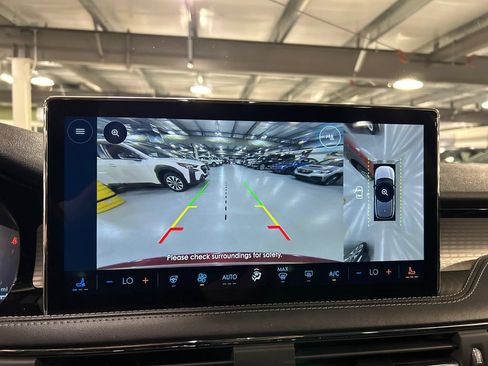 Certified 2023 Lincoln Corsair AWD w/ Equipment Group 101A image 16