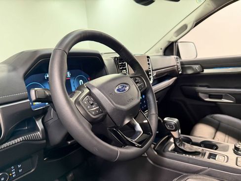 Used 2025 Ford Ranger Lariat w/ Advanced Towing Package image 74