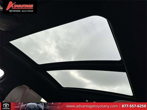 Used 2023 BMW X6 xDrive40i w/ Executive Package image 25