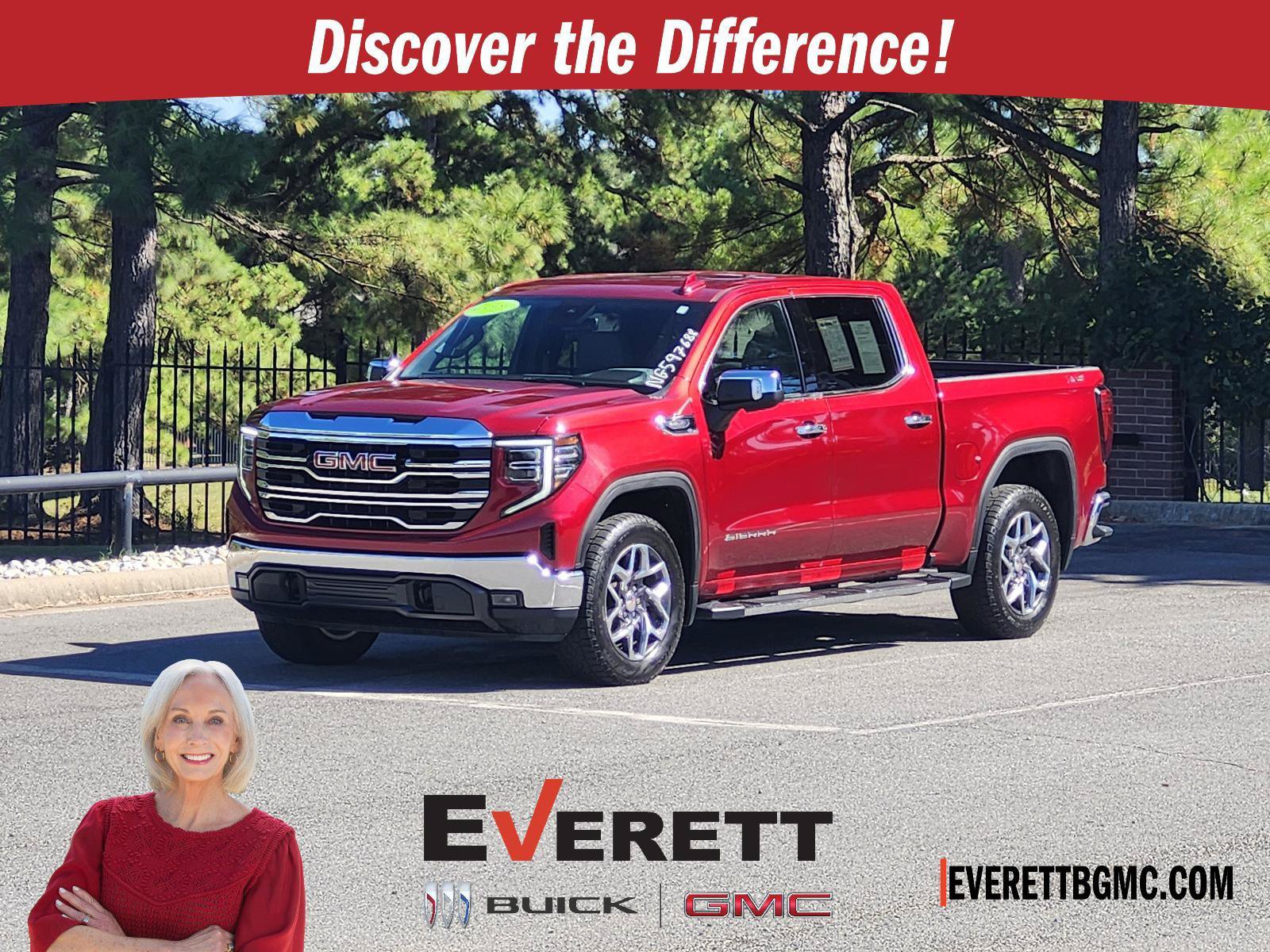 Used 2022 GMC Sierra 1500 SLT w/ SLT Premium Package AWD/4WD image 1