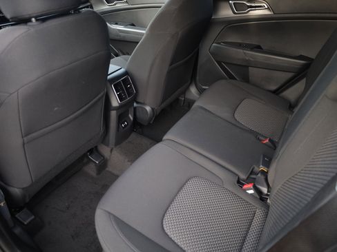 New 2026 Kia Sportage LX FWD image 24
