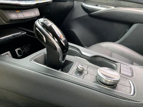 Used 2021 Cadillac XT4 Sport w/ Cold Weather Package FWD image 16