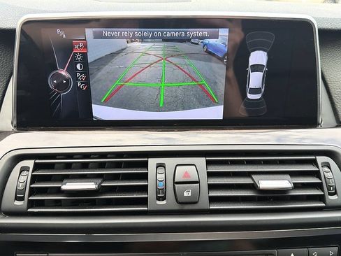 Used 2015 BMW 528i xDrive Sedan AWD/4WD image 12