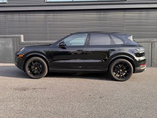 Certified 2025 Porsche Cayenne video 2