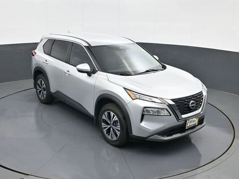 Used 2022 Nissan Rogue SV AWD/4WD image 15