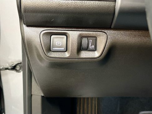 Used 2023 GMC Acadia AT4 w/ Trailering Package AWD/4WD image 10