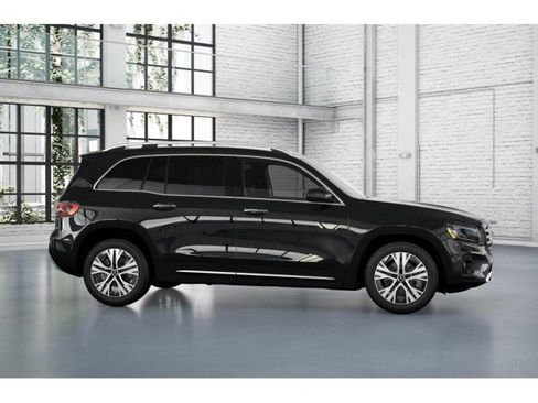 Certified 2024 Mercedes-Benz GLB 250 image 34