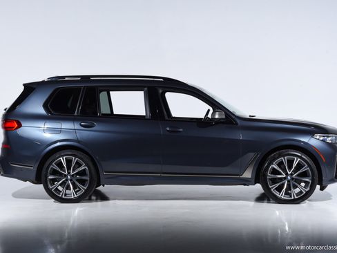 Used 2021 BMW X7 M50i image 8