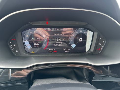 Certified 2025 Audi Q3 2.0T Premium Plus w/ Premium Plus Package image 11