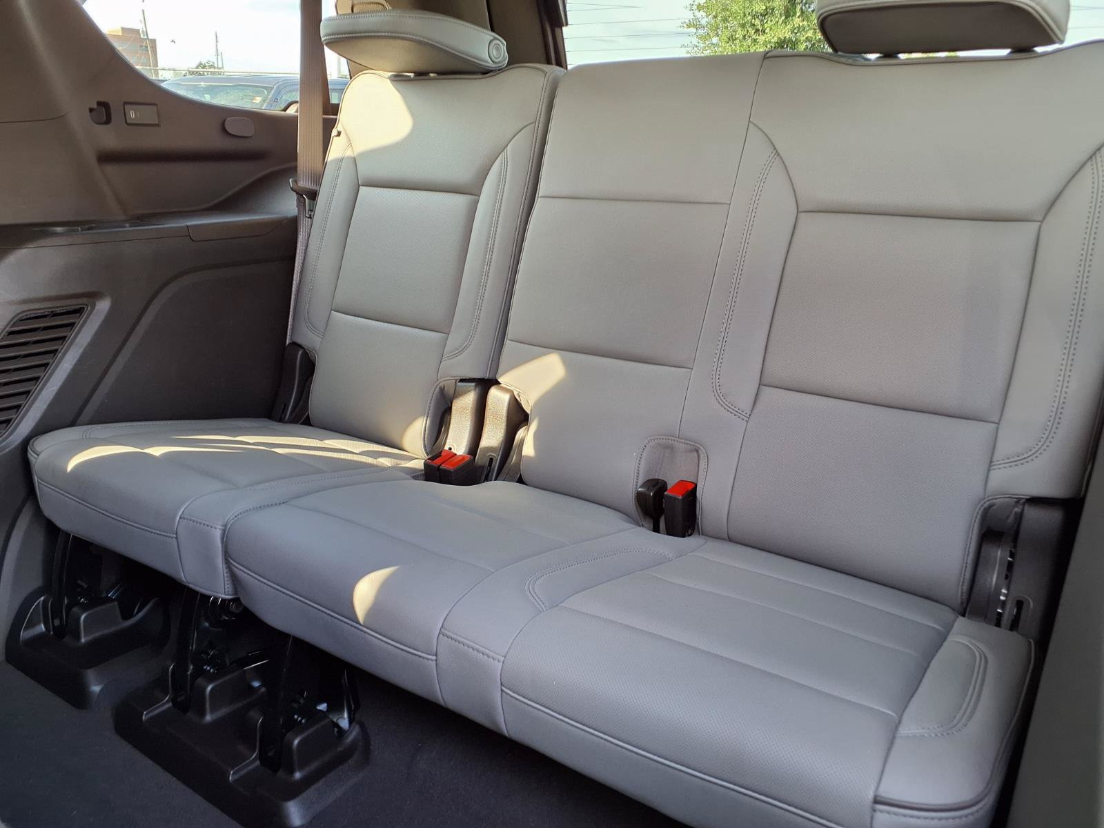 Used 2026 GMC Yukon Elevation RWD image 18
