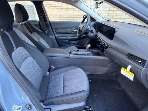 New 2026 Nissan Sentra SV w/ Floor Mat Package FWD image 8