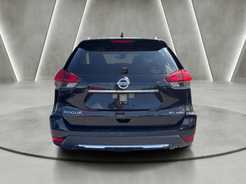 Used 2017 Nissan Rogue SL w/ SL Premium Package AWD/4WD image 4