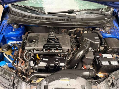 Used 2010 Kia Forte SX w/ Leather Pkg FWD image 20