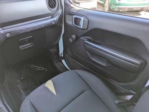 Used 2021 Jeep Wrangler Unlimited Sport AWD/4WD image 10