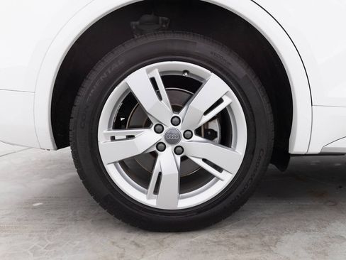 Used 2018 Audi Q5 2.0T Premium Plus w/ Premium Plus Package AWD/4WD image 19