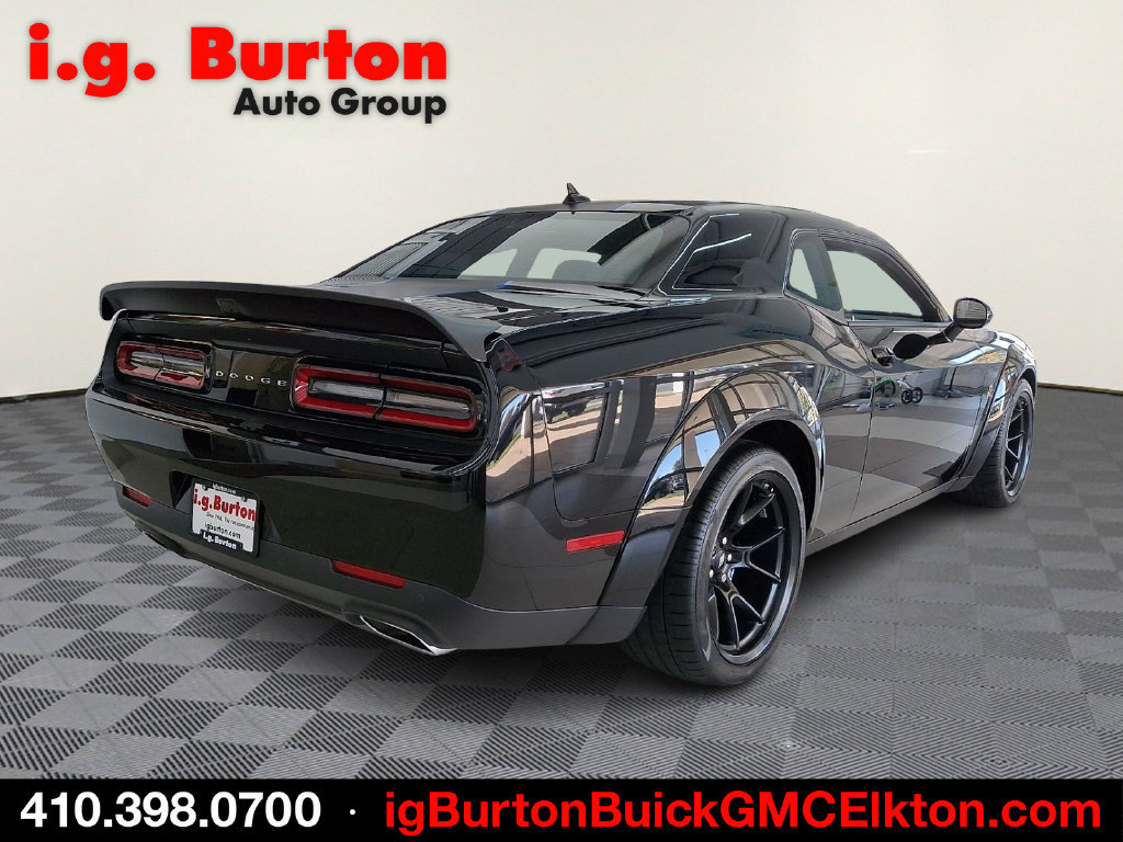 Used 2023 Dodge Challenger R/T Scat Pack RWD image 6
