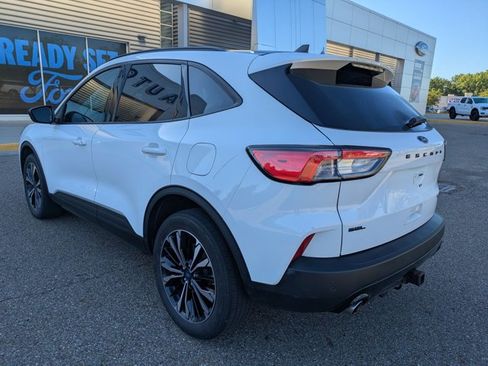 Used 2022 Ford Escape SEL w/ SEL Stealth AWD Package image 7