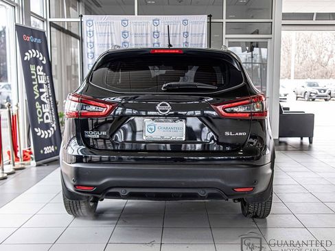 Used 2021 Nissan Rogue Sport SL w/ Premium Package AWD/4WD image 14