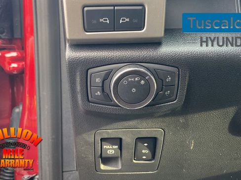 Used 2019 Ford F150 Lariat w/ Equipment Group 502A Luxury image 16