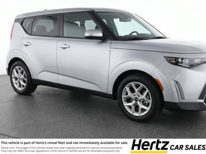 Used 2025 Kia Soul LX w/ LX Technology Package