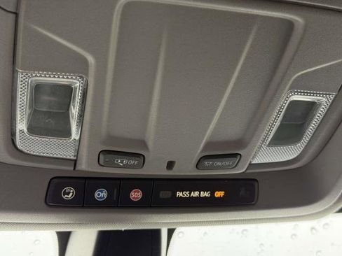 Used 2020 Chevrolet Silverado 1500 LT w/ LT Value Package image 28