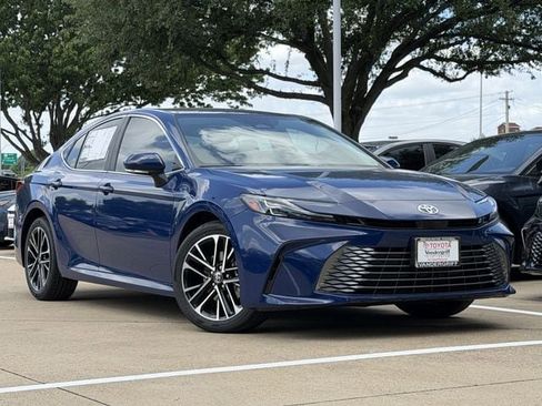 New 2026 Toyota Camry XLE FWD image 2