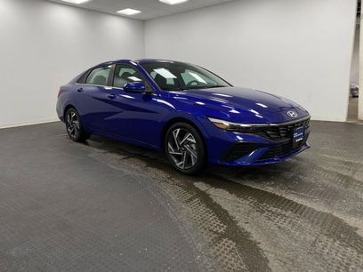 Certified 2025 Hyundai Elantra SEL