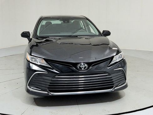 Used 2023 Toyota Camry LE FWD image 8