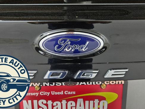 Used 2024 Ford Edge SEL image 23